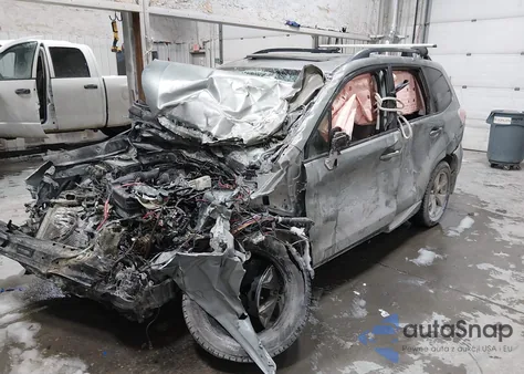 2015 Subaru Forester 2.5I Premium z USA, uszkodzony, nr VIN JF2SJADC0FH443485